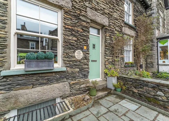 Pet Friendly hotel: Tiggy Winkle Cottage